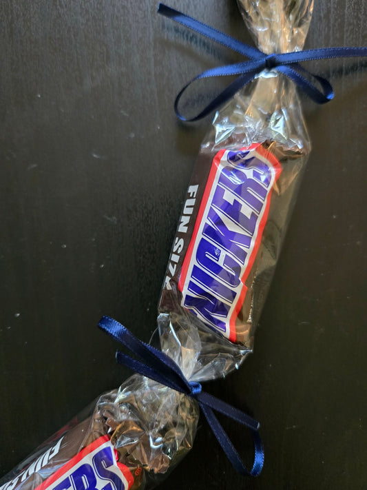 Candy Lei: SNICKERS