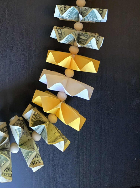 KIDS Classic Lei: YELLOW