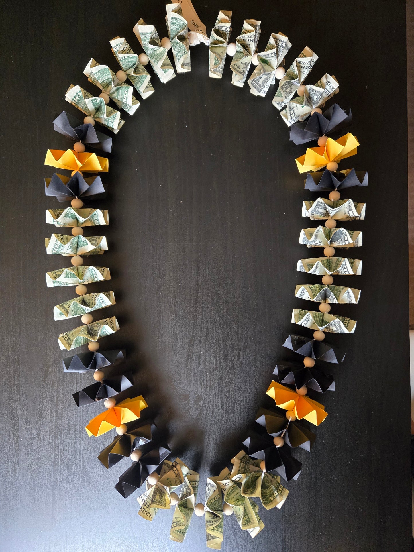 Classic Money Lei: BLACK