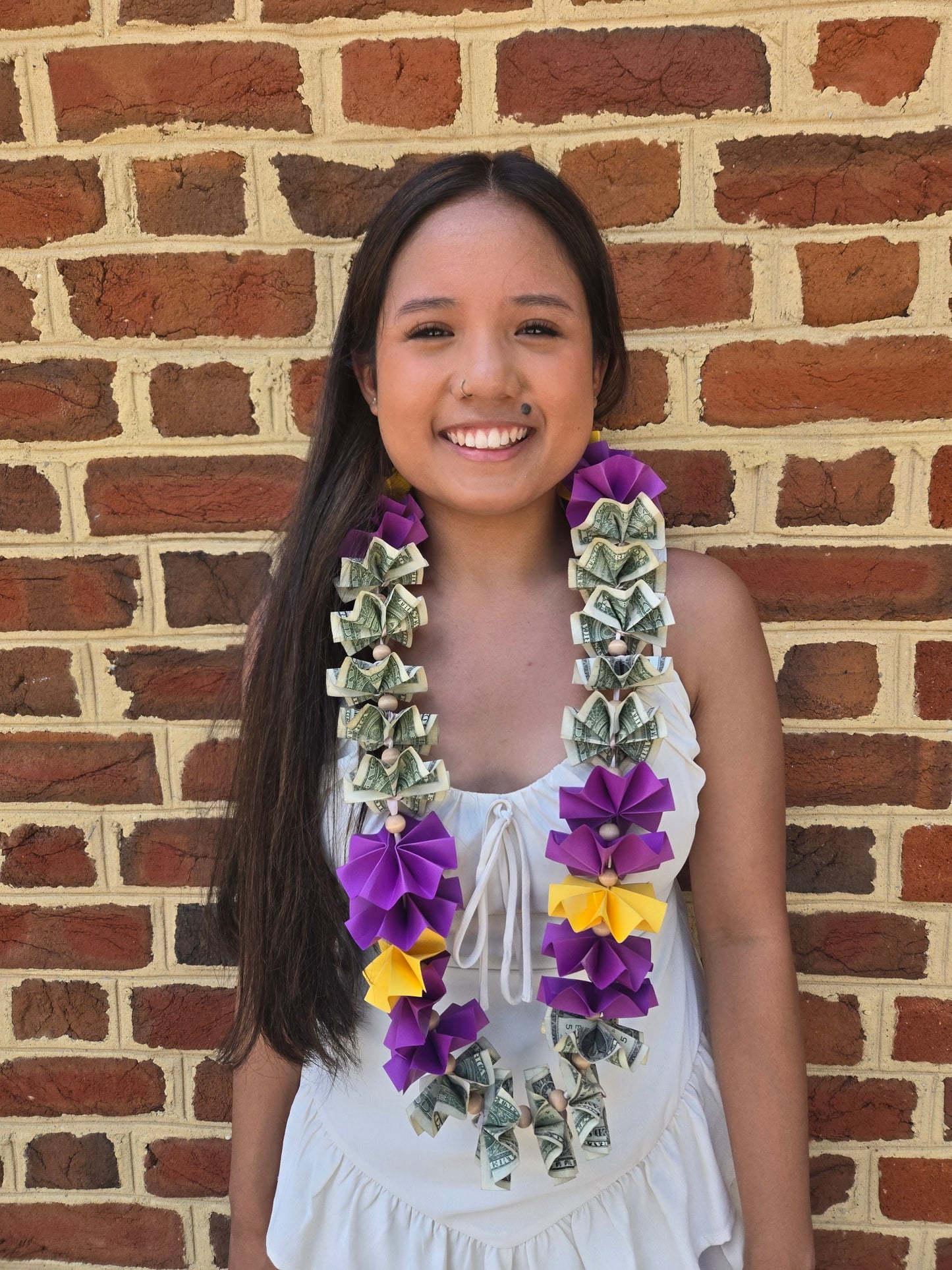 Classic Money Lei: 40 dollars cash on lei