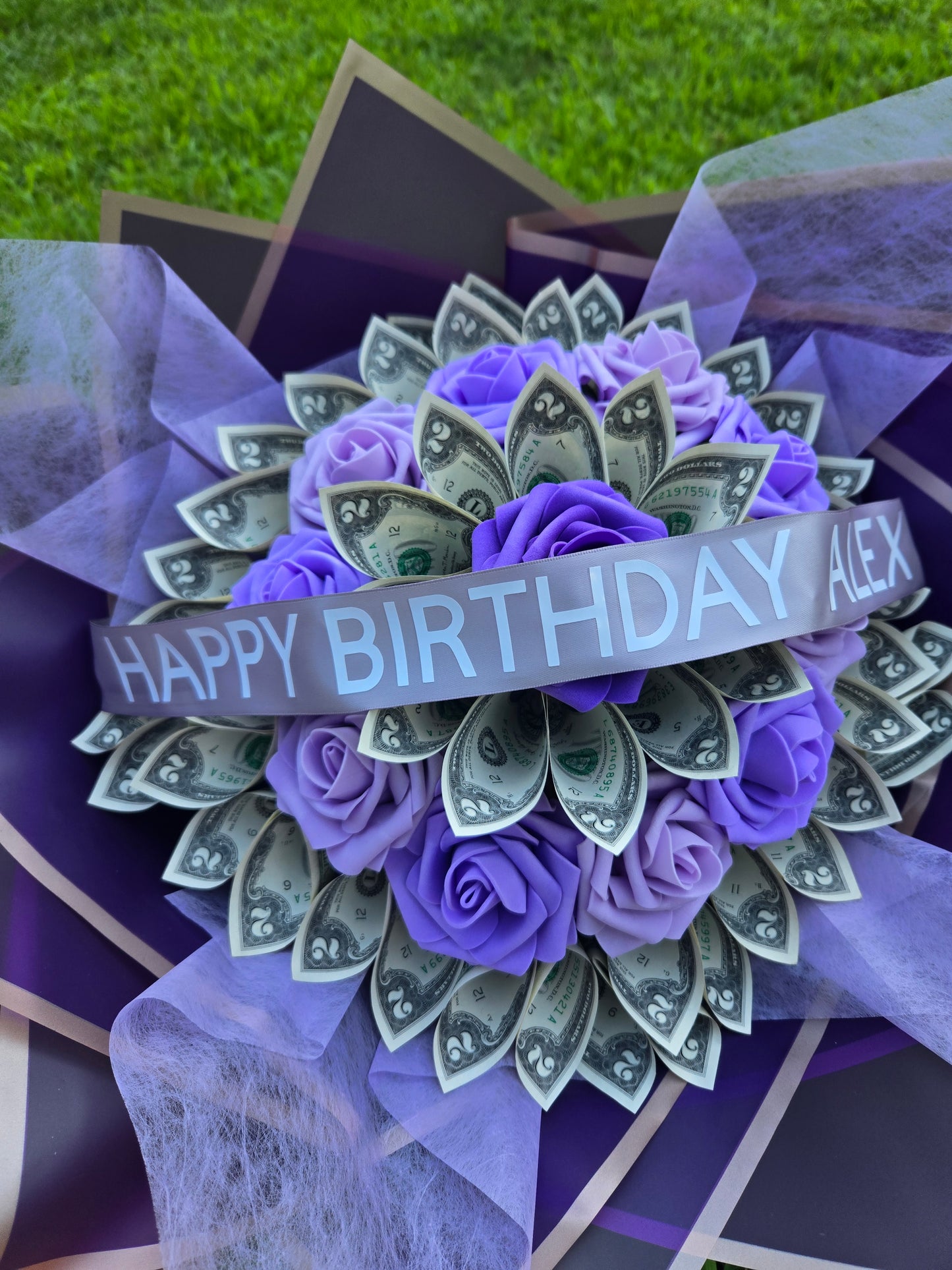 Luxury Money Bouquet: 30 Dollars Cash on Bouquet