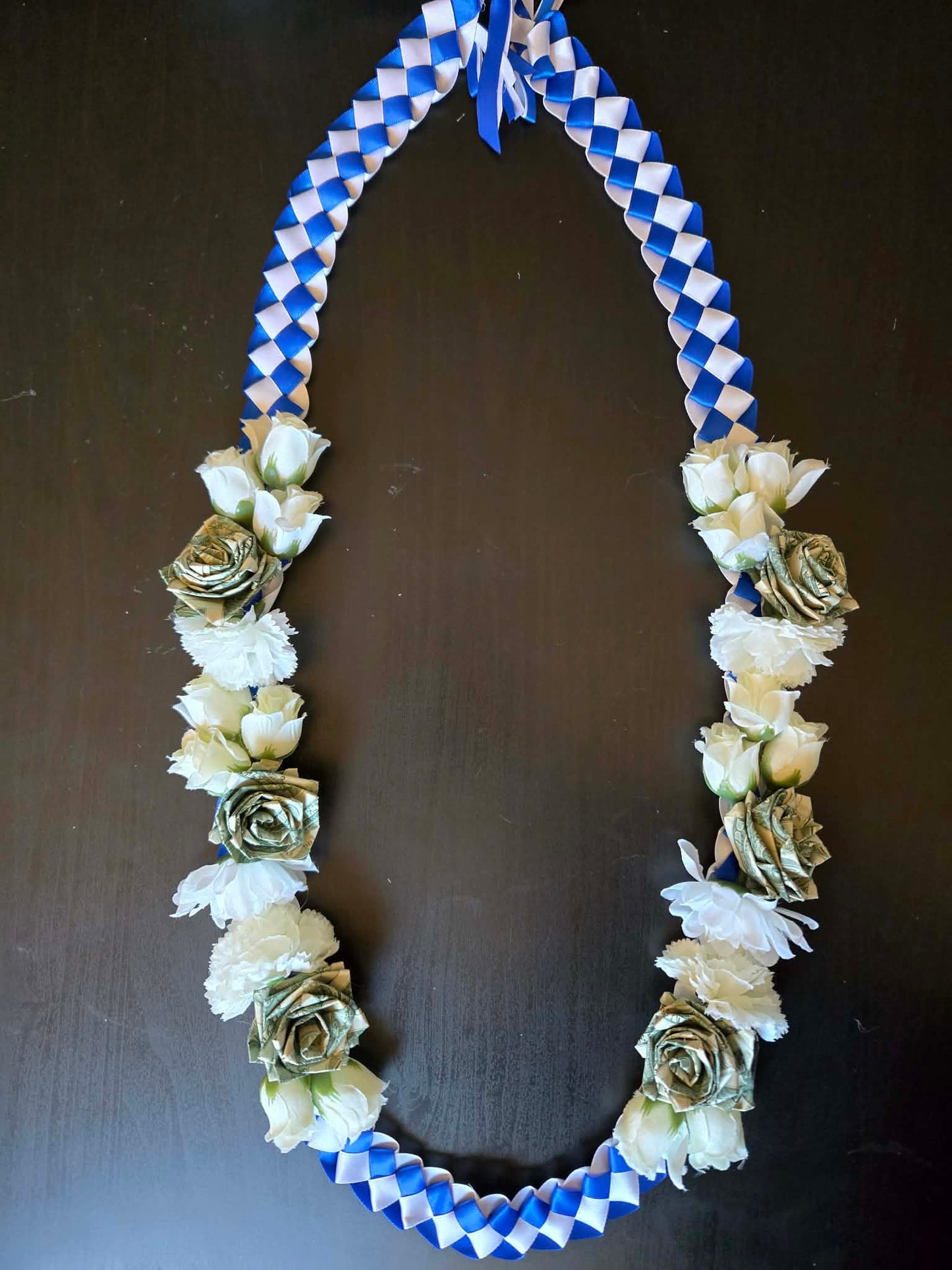 Braided Money Lei: ROYAL & WHITE
