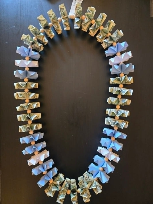 Classic Money Lei: LIGHT BLUE
