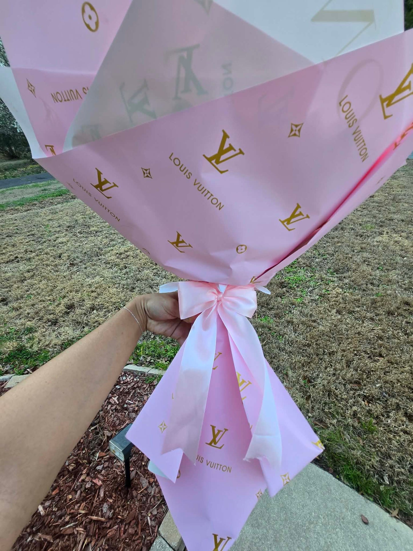 Large Designer-Inspired Money Bouquet: LOUIS VUITTON Pink Style